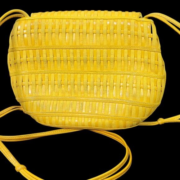 Vintage Sharif Woven Bag Yellow Leather Shoulder Crossbody Long Rounded Purse - Picture 2 of 14